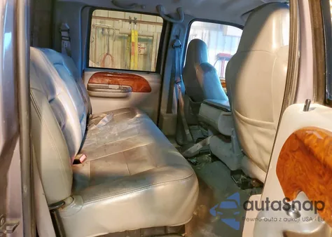 2002 Ford F250 Super Duty from USA, damaged, VIN 1FTNW21F72EC61182